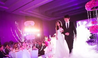 2026年12月适合订婚的日子，女方订婚必需品有哪些？