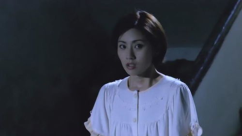 夜较深人静，老屋内凄厉哭声不断，这哭声是谁的，为何无人应答？