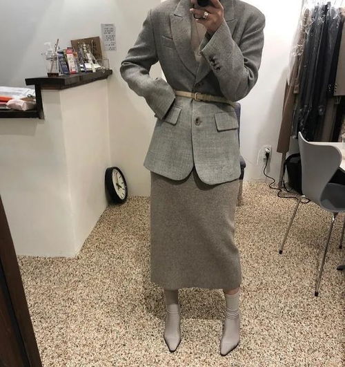 10月1日和10月5日五行穿衣分别是什么？