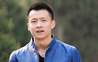 唐曾是什么生肖？演员唐曾同志的简历有哪些详细信息？