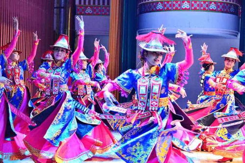 1.1 十月大会：宗教信仰与民俗活动的交融