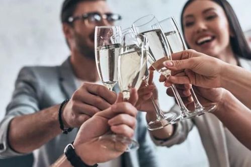 饭局语境下的权力关系与试探