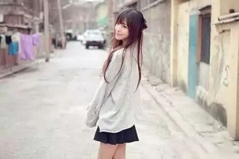 3.2 景小人大的艺术:突出人物魅力