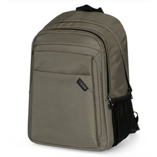 行业数据：背包市场分析（随便编）