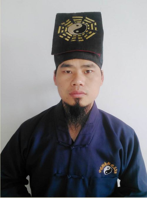 湖南溆浦有哪些著名的风水师？他们的风水理念有何特点？