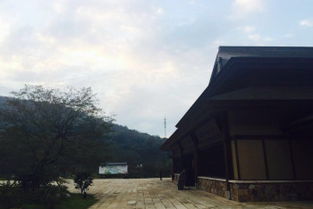 五 阿坝州汶川县耿达镇较高原草甸野营式体验——“广较大无边”与“粗糙直接”的原始生命力觉醒测试田