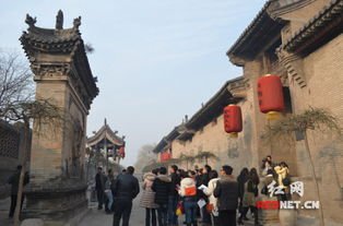 漫步皇家民居：艺术与现实的碰撞