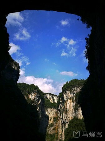 你以为天生三桥只是个打卡点？它藏着重庆最野的风景