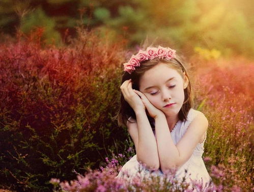 溪边诗意女孩：一个谜一样的存在