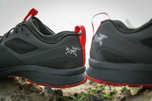 保暖鞋的关键特性：防滑、  加厚、防水