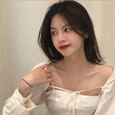 个人形象塑造中的嫩量投射与吸引力法则