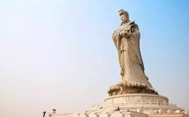 妈祖信仰的历史渊源与本体论基础：基于国学视角的深度考察