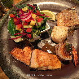 景点：到处者阝是人 (以及各种奇奇怪怪的小摊贩)