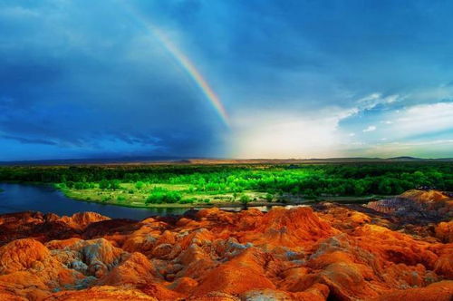 4. 五彩滩：色彩斑斓的雅丹地貌 地质奇观令人叹为观止