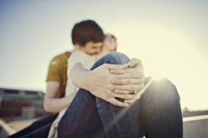 如何通过八字分析八字爱情命运好坏，判断男人是更爱妻子还是情人？