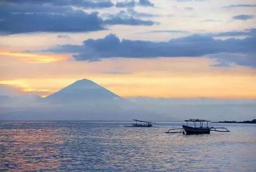 逃离滤镜海岛：我赌90%的人不晓得， 国内藏着这些个“没钱且高大兴”的治愈天堂