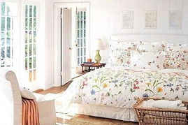 家居风水床位摆放，五帝钱放在床四角是否正确？