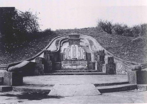 翁万达墓风水与林大钦有何关联？是否改写后风水有何变化？