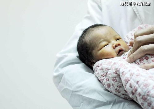 2015年二月初一午时出生的男孩八字是什么？