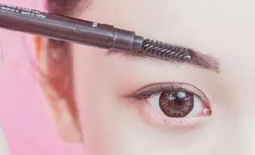 眉毛成长规律及其社会意义