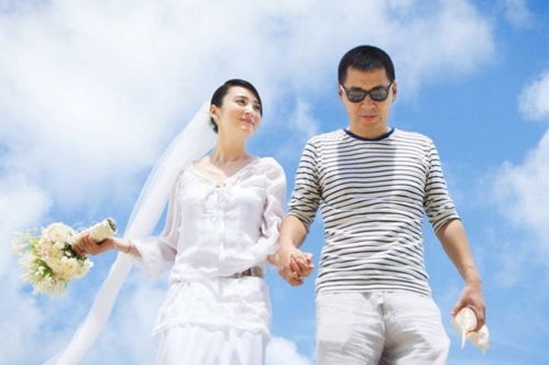 蒋勤勤八字看婚姻，如何分析她两段婚姻的走势？