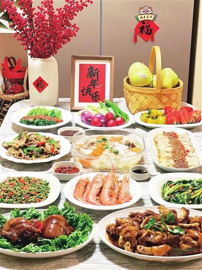 春节吃鱼：年年有余与吉祥如意的文化图腾