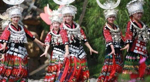 一、 东亚地区藏族与蒙古族的独特文化表征