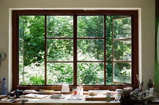 四、  阳台与窗户的设置：采光与通风的平衡艺术