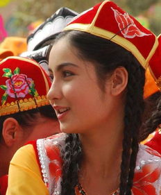 二　肉孜节（开斋节）的时间段设定与庆祝习俗