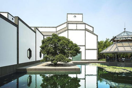 三、 现代建筑设计中对大门朝向的再评价