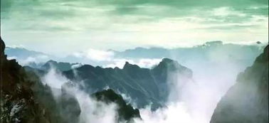 云雾缭绕：江西云居山的松柏禅寺