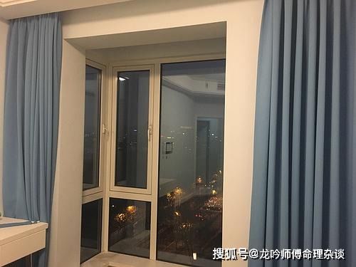 1. 窗户正对大门或厨房的气场冲射