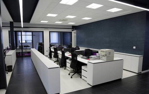 3. 座位朝向与“迎水”生财的动态平衡