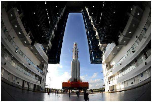 2026年10月27日和11月10日分别是星期几？