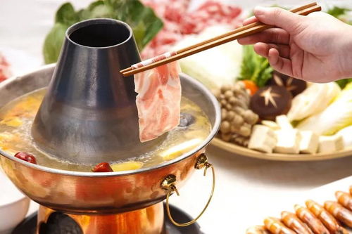 四、 空间美学与律法规训的二元对立：豪华装修与捕快标语的象征博弈