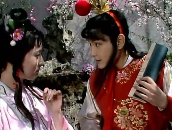 贾宝玉的大名为何不用王字旁，而是叫宝玉呢？