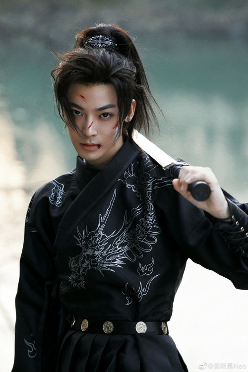 侯明昊八字看姻缘教程里，如何分析八字来预测姻缘呢？