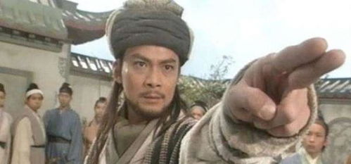 二、命运转折：精神层面疯癫中的真实实交流