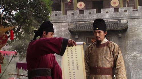 李世民初游地府，唐王受困锁阳城，这签解是什么意思？