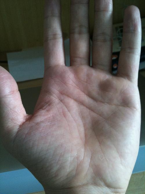 手相掌纹分析实例中，哪些乱纹代表什么含义？