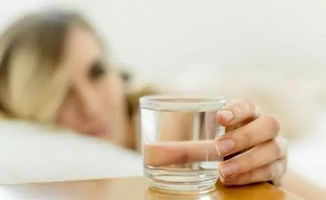 酒精摄入的双重效应