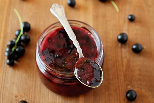 红枣？不就是那个长得像老鼠屎的玩意儿吗？