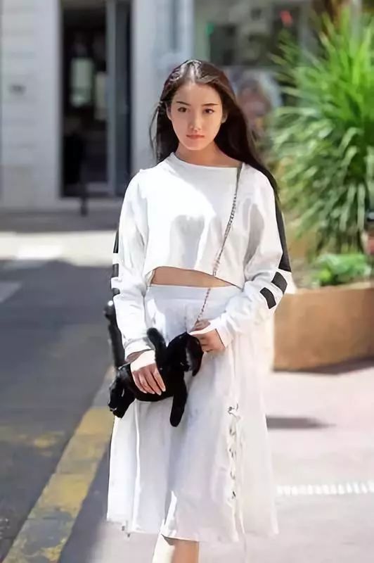 ：高考穿衣色彩选择之学术探讨