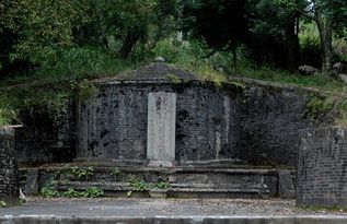 二、出土文獻與器物鏈接:庶民生活と信仰世界の二重寫真