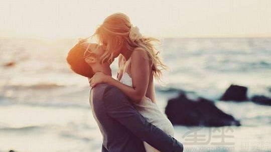 属马男人与属狗女相配，他们的婚姻生活会和谐幸福吗？