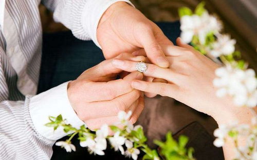 女性八字中哪些特征预示着上等姻缘？