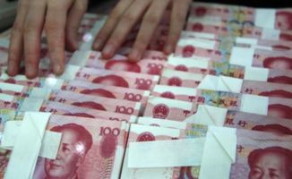 一、 事业突破与薪资跃升：属蛇人在职场中的蓬勃发展