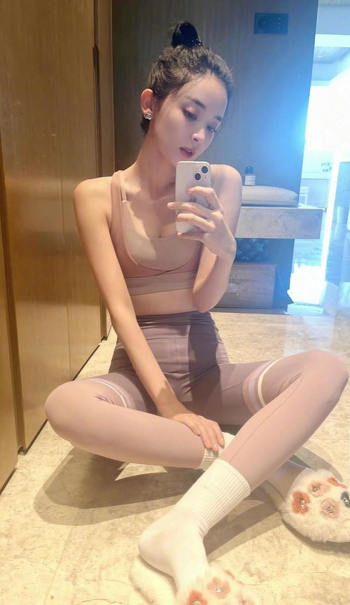 古力娜扎的生辰八字和游泳健身习惯是怎样的？