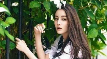 哪些星座女天生媚骨，狐狸精气质，能让男人迷失方向？