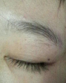 二、 左眼皮有痣女性之性格特质分析